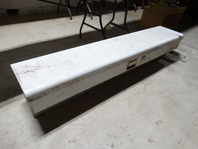 lot 6574 image: RK rawson koenig truck tool box.
