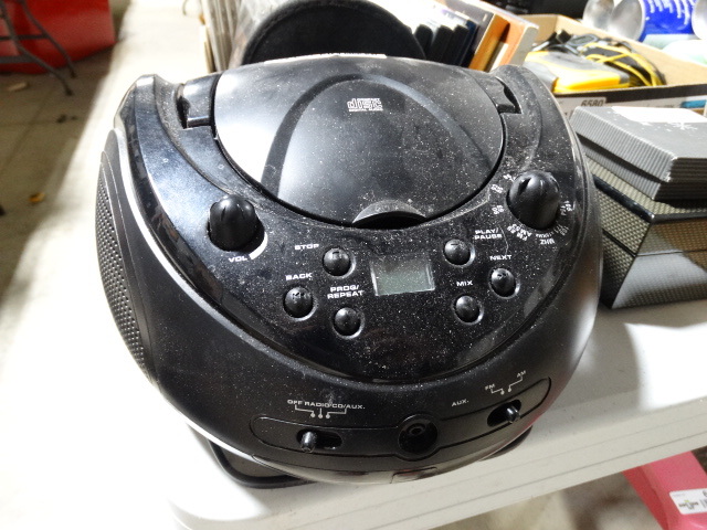 lot 6577 image: Compact disc digital audio stereo.