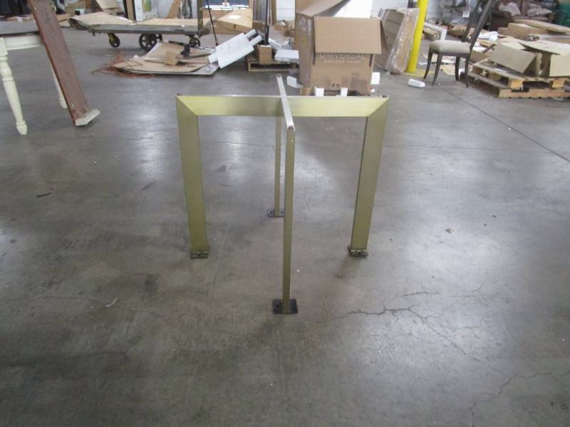 lot 1413 image: Willa Arlo Davida Table Base No Glass