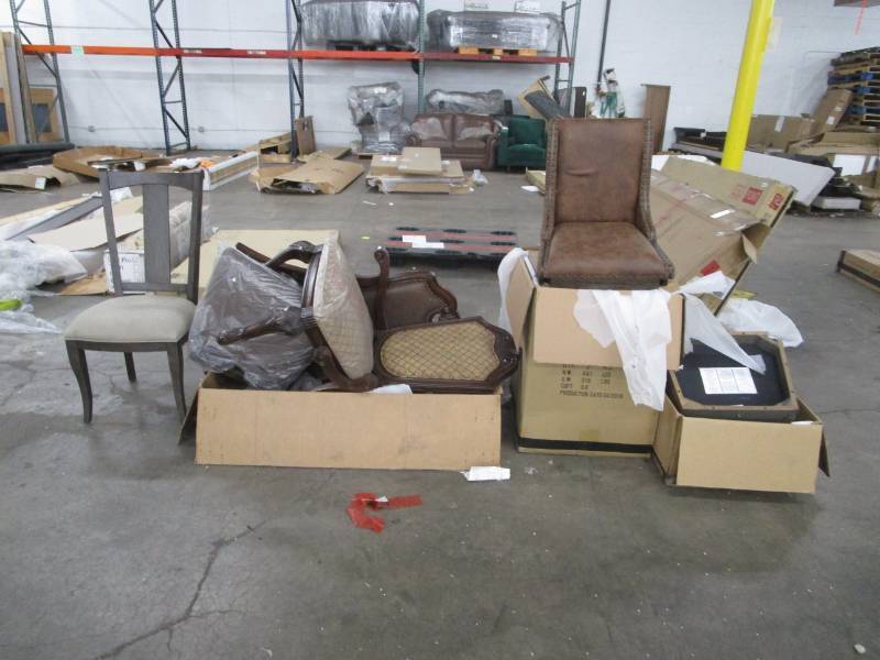 lot 1476 image: Huge Lot of Chairs All in Need of Hardware