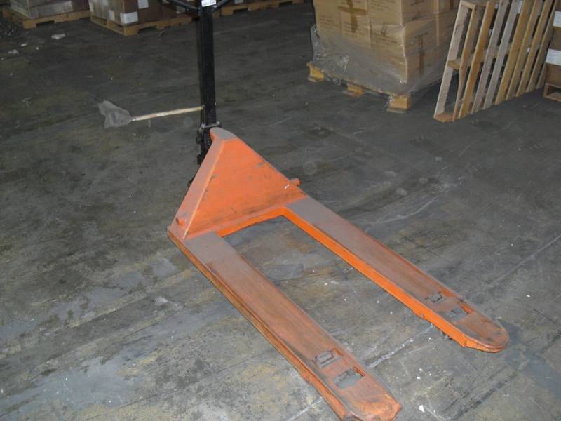 lot 4340 image: Pallet Jack for Parts or Repair