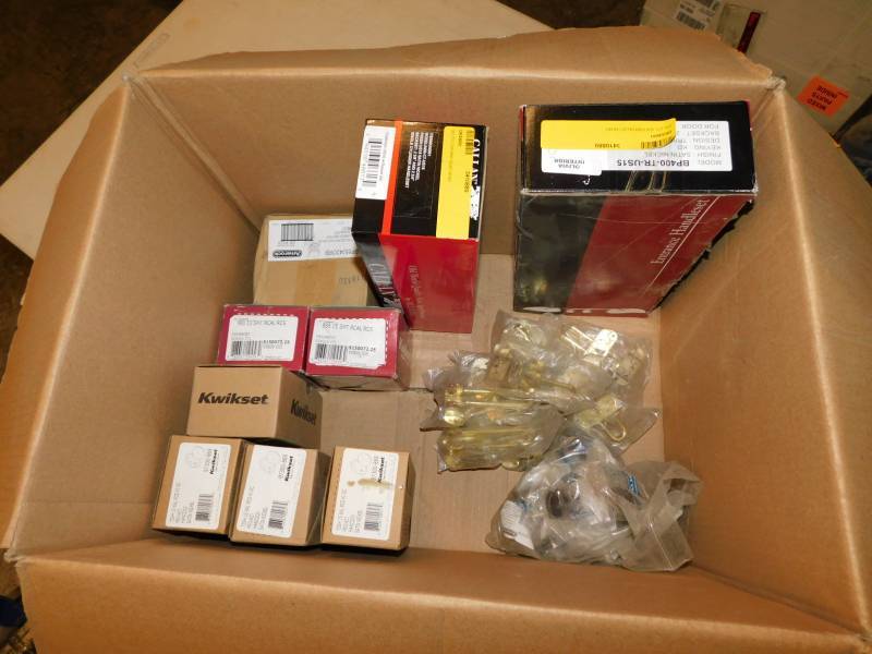 lot 5812 image: Large Lot of Misc Door Hardware