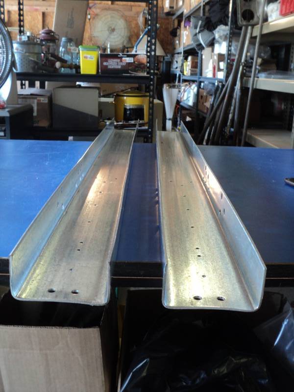 lot 8659 image: (1) pair steel brackets, 2 x 4 x 52-12