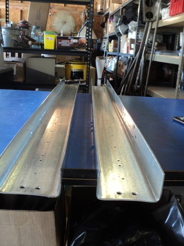 lot 8662 image: (1) pair steel brackets, 2 x 4 x 52-12