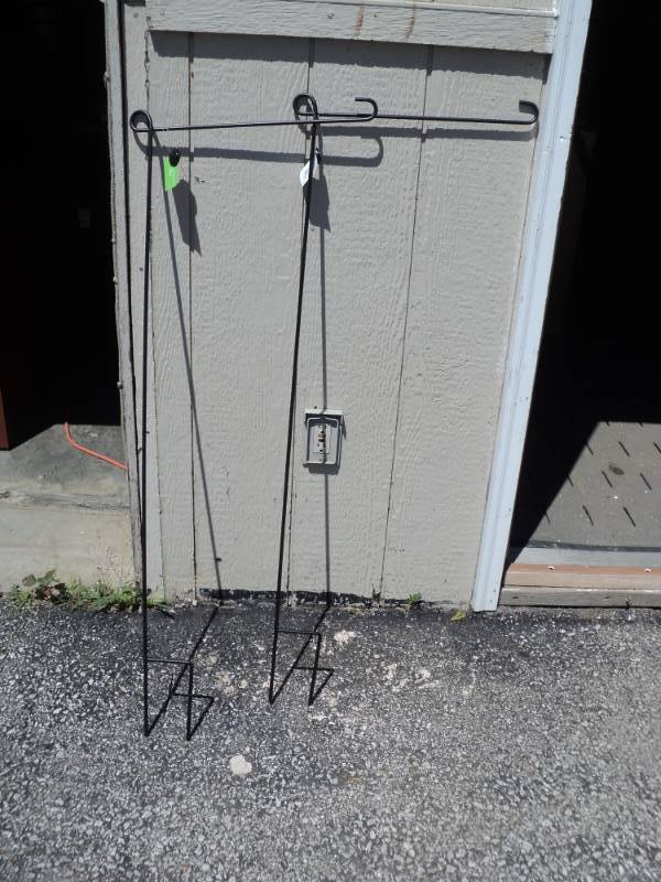lot 8681 image: (2) ct lot Evergreen Metal Flag holder, 14 x 43 tall