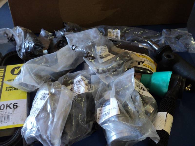 lot 8708 image: (12) ct assortment of auto parts, TRQ, other brands