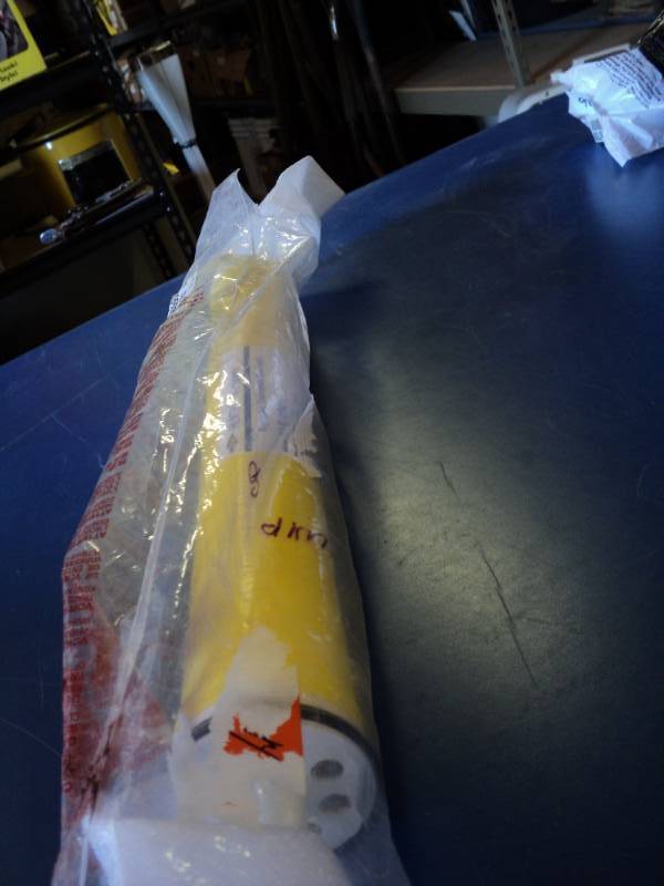 lot 8710 image: Dow FilmTec membranes Reverse Osmosis Element XLE-2521, no box, damage to outer packaging