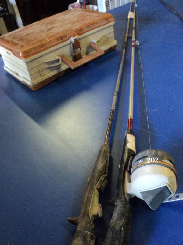 lot 8744 image: Fishing Gear tackle box with tackle, (2) fishing rods