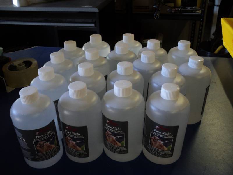 lot 8764 image: (18) ct lot Magic Pure Sight Cleaning Fluid, 16 oz bottles