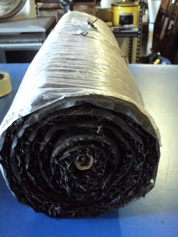 lot 8766 image: Gardeners Supply Company Recycled Rubber Mulch Mat 24 x approx 6