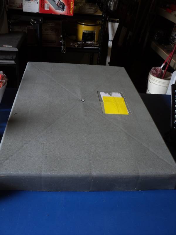 lot 8776 image: (1) composite plastic pad, 2 x 3 x 3 thick, gray