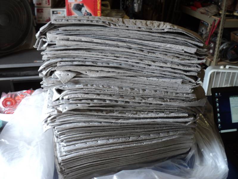 lot 8783 image: (1) bundle Oil Absorbant Pads, 19x 15,approx (100) pads in bundle