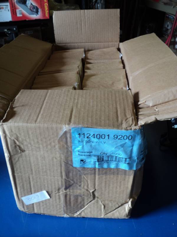 lot 8786 image: (1) case Hilton Beverage Napkins, 2-ply, 4000 per case