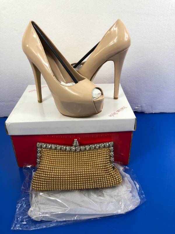 nude water shoes