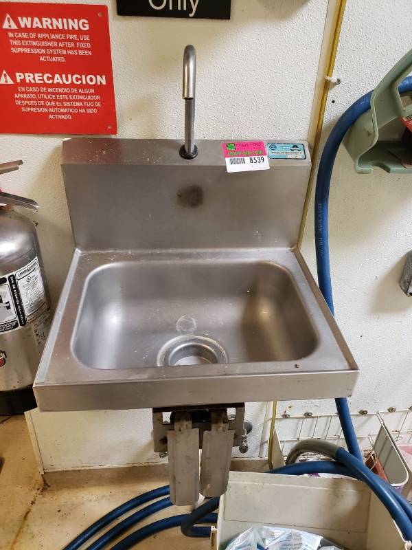lot 8539 image: Stainless hand sink with knee controls