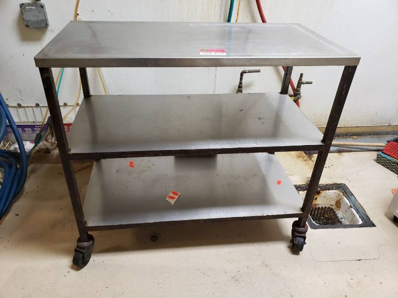 lot 8554 image: Stainless rolling cart