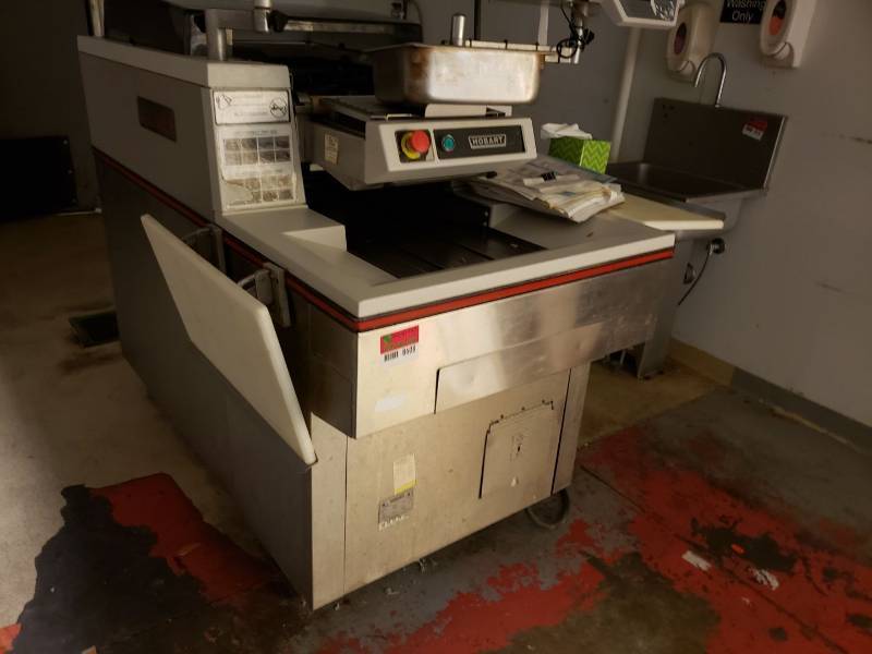 lot 8608 image: Hobart Ultima wrapping machine