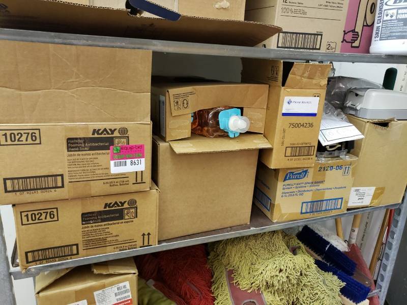 lot 8631 image: Chemicals on shelf