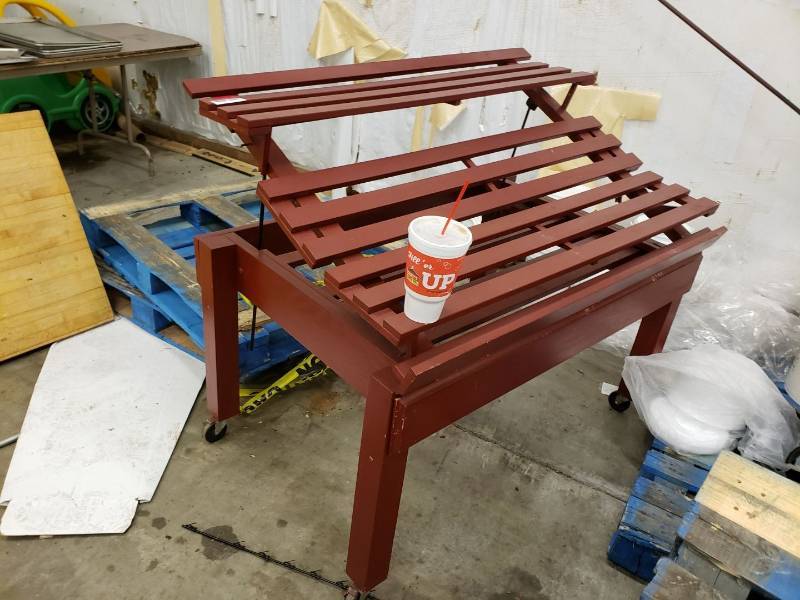 lot 8647 image: Produce display rack