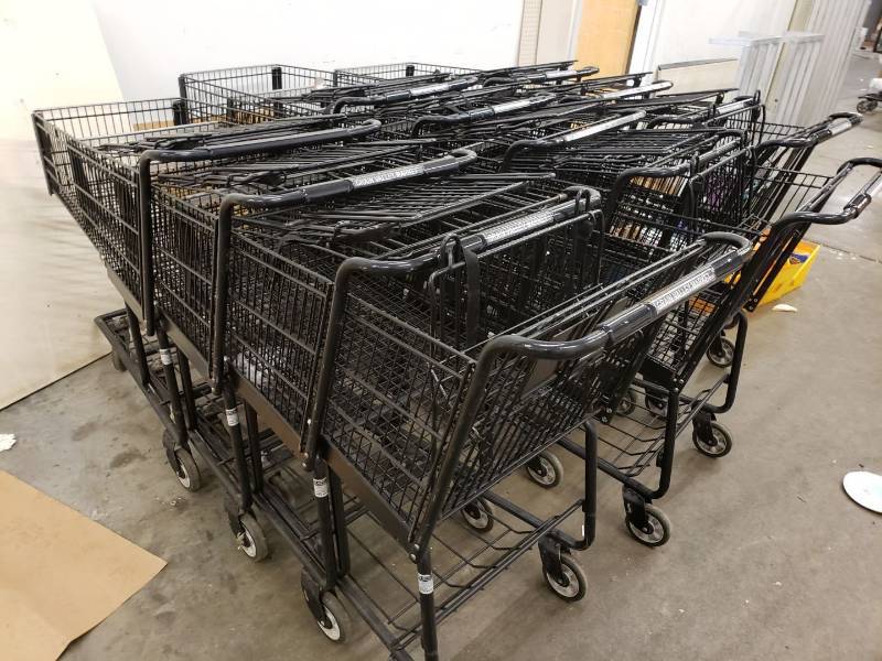 lot 8665 image: (13) shopping carts
