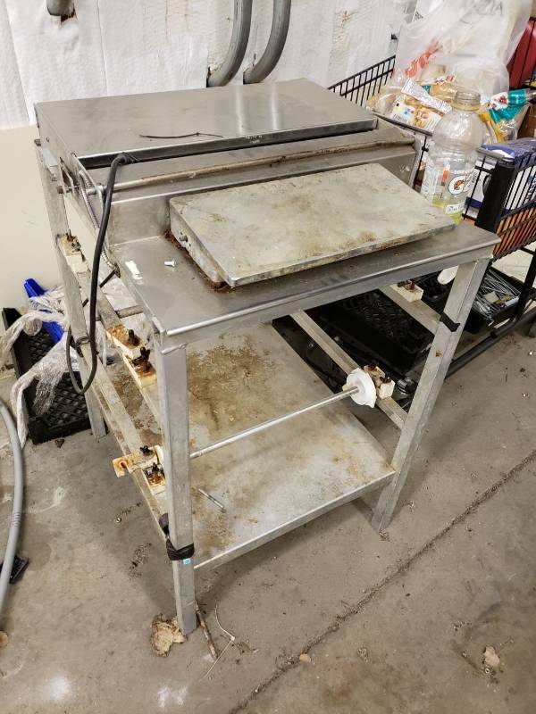 lot 8666 image: Heat seal wrapping machine