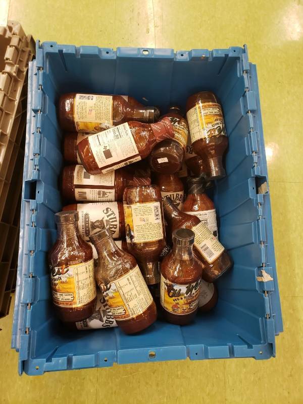lot 8714 image: Lot of Bbq sauce