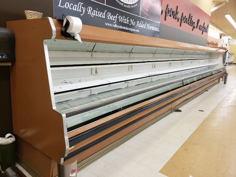lot 8720 image: Hussman Meat display cases