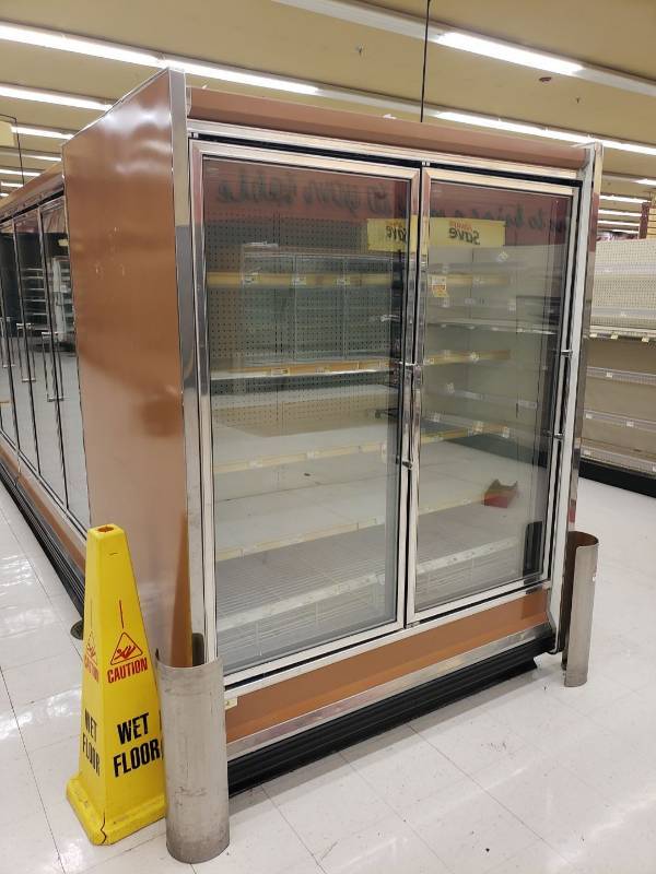 lot 8727 image: Hussman 2 door endcap reach in freezer