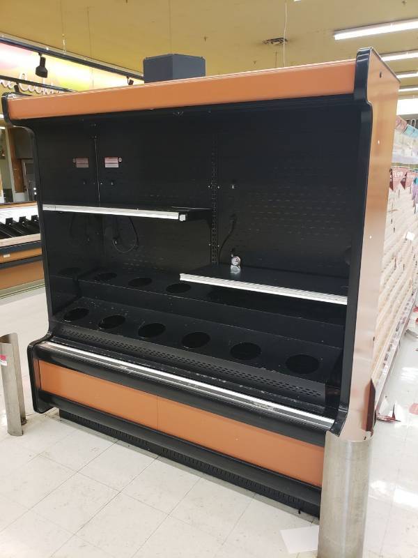 lot 8735 image: Endcap open display merchandiser