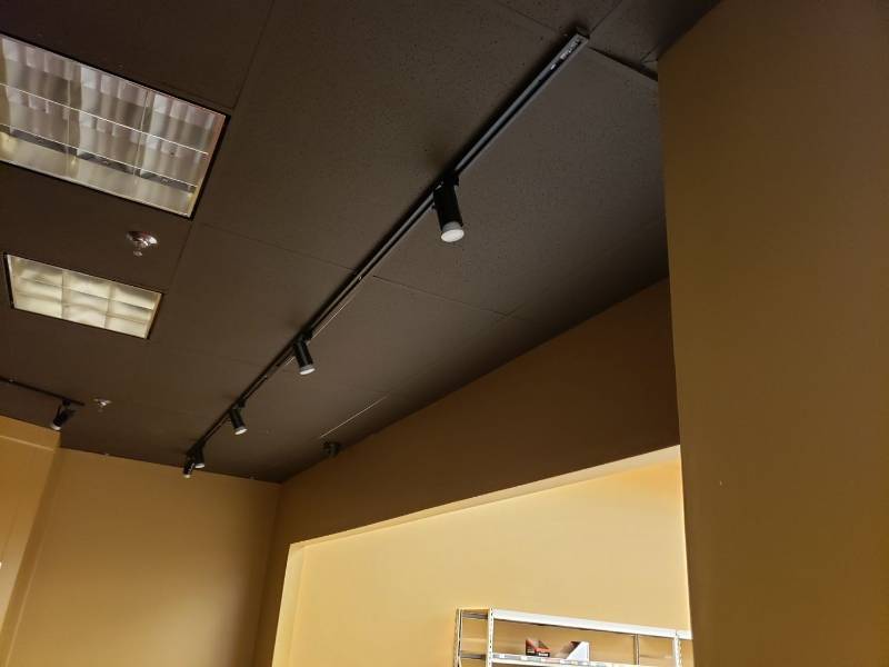 lot 8780 image: Track light in wine area