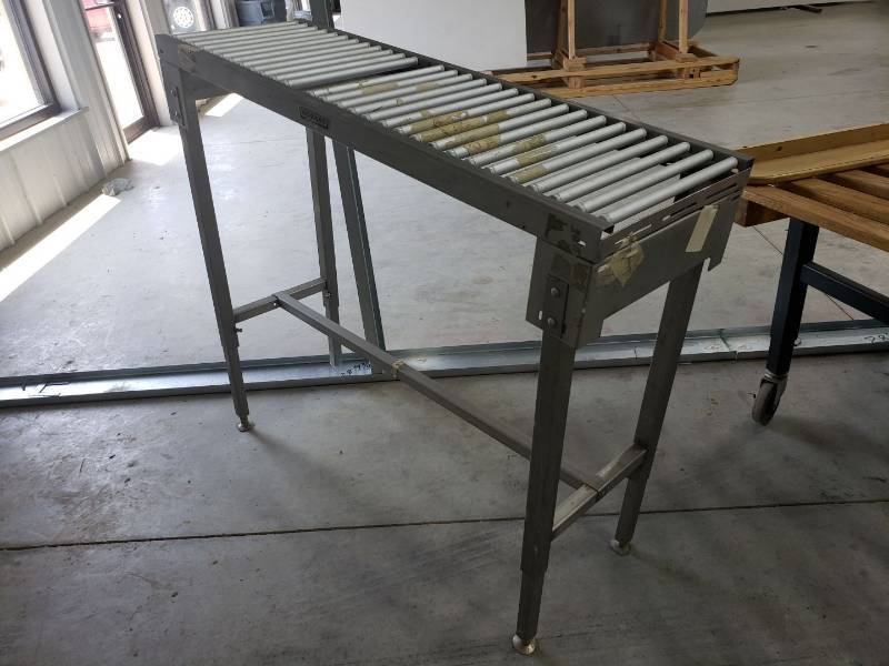 lot 8808 image: Hobart conveyor table
