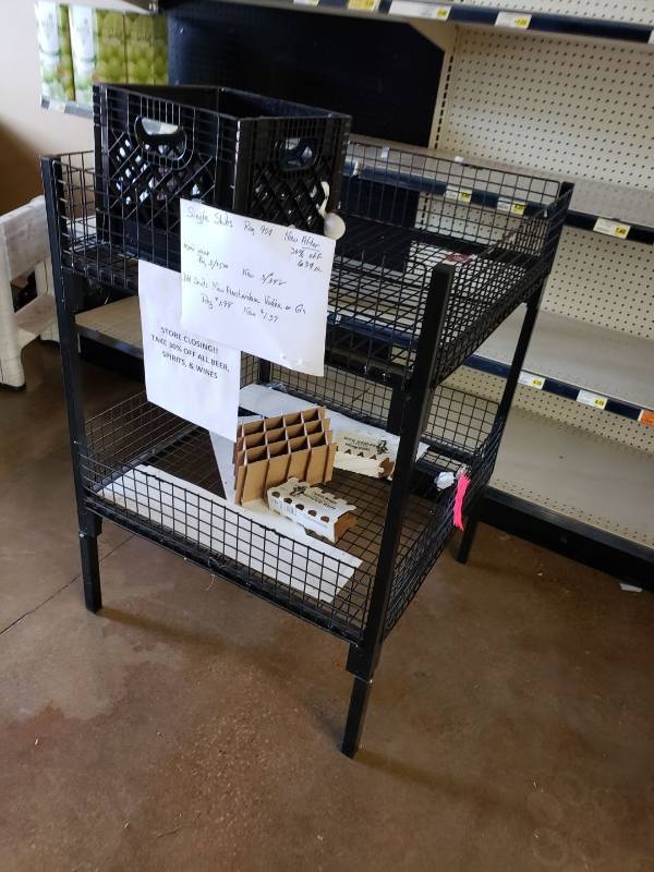 lot 2239 image: metal 2 tier rack