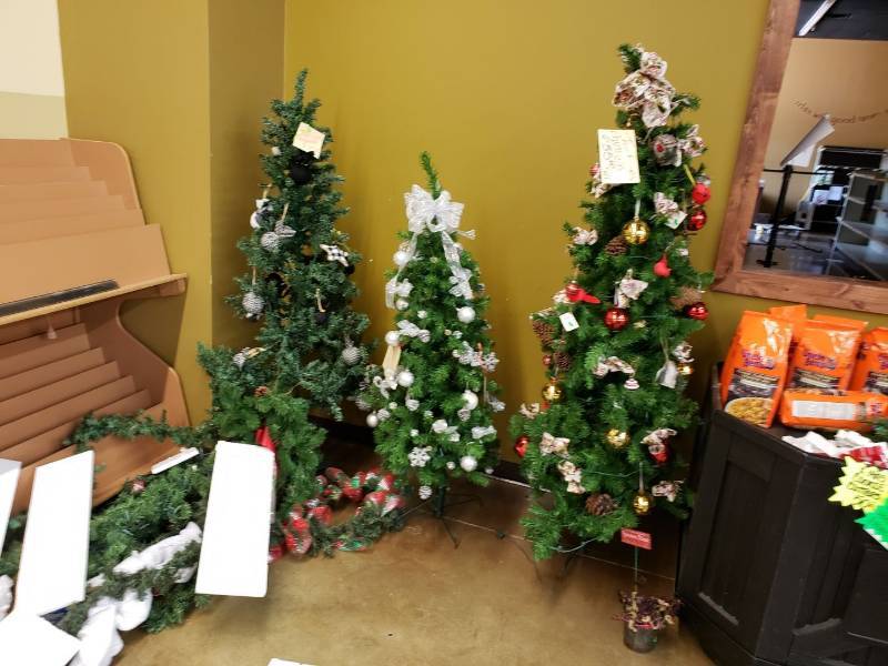 lot 2259 image: 3 Christmas trees and decorations