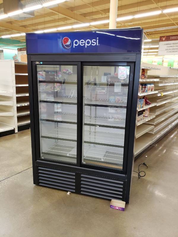 lot 2274 image: Pepsi sliding 2 door cooler