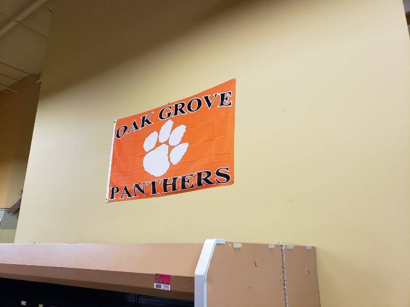 lot 2276 image: oak grove Panthers flag
