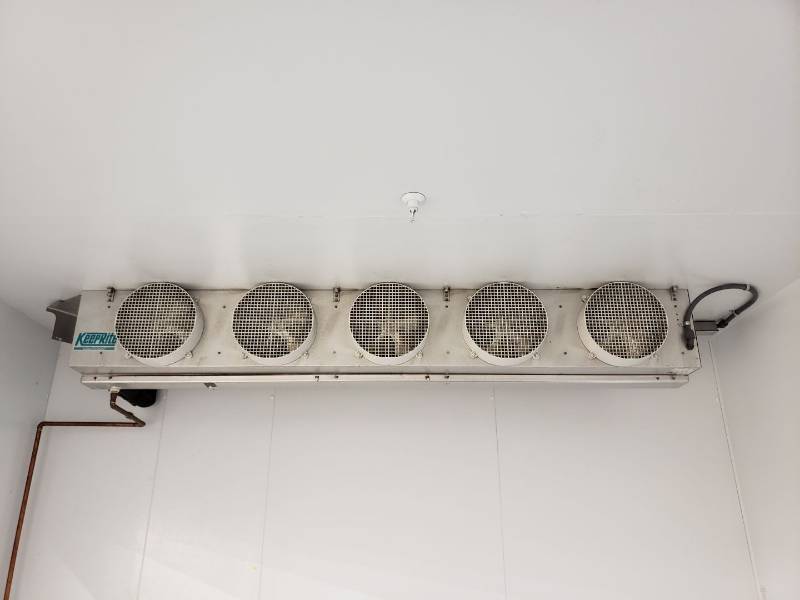 lot 2304 image: 5 fan evaporator