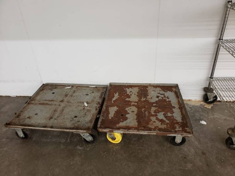 lot 2305 image: (2) heavy duty carts