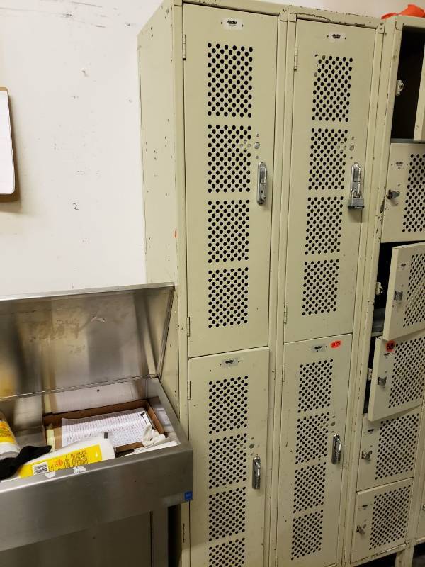 lot 2310 image: 4 lockers
