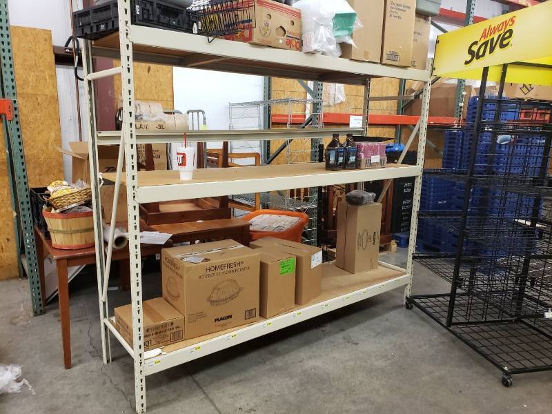lot 2363 image: 3 tier pallet rack