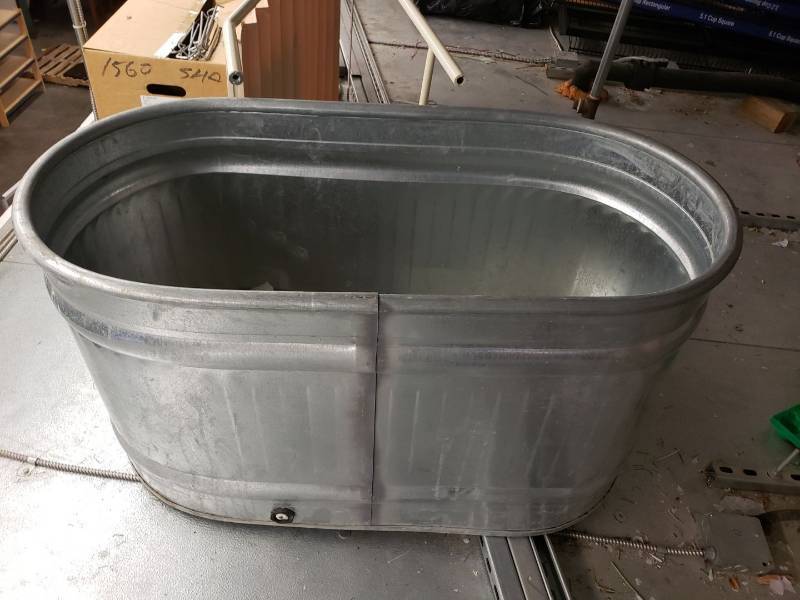 lot 2381 image: steel tub
