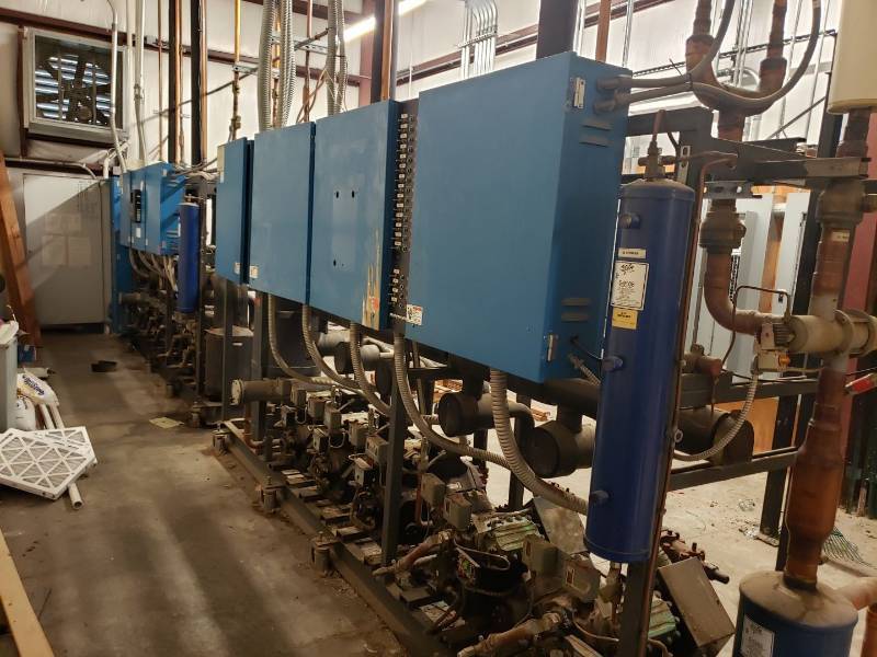 lot 2399 image: 10 compressor rack system