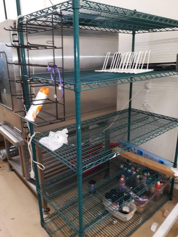 lot 2570 image: Metro Rack with 5 Shelves