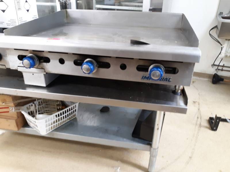 lot 2571 image: Imperial 36in Flat-top Grill Model # IMGA 3628