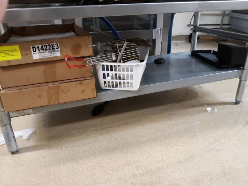 lot 2574 image: Stainless Steel Equipment Stand with Lower Shelf 60x30x24