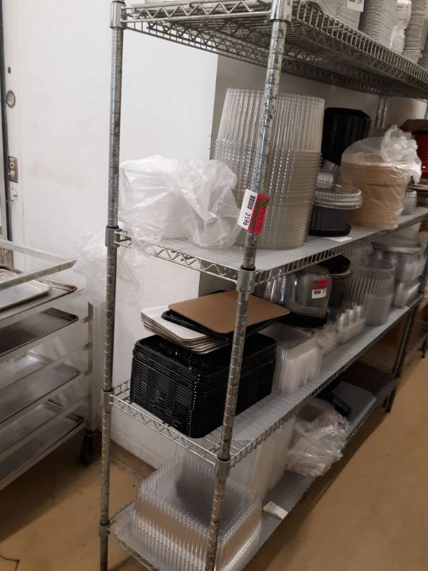 lot 2596 image: Metro Shelves 72x18x75