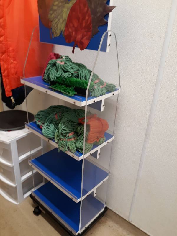 lot 2602 image: Shelves and Mop heads and plastic drawers