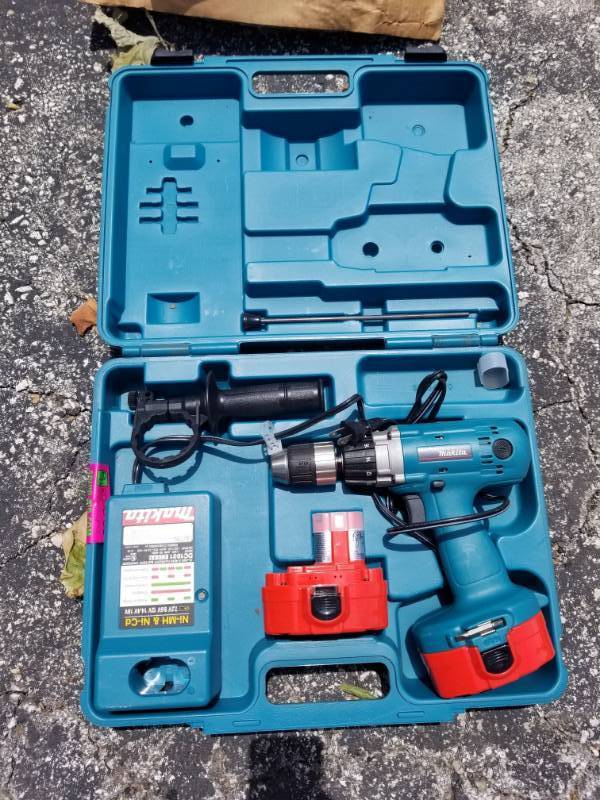 lot 836 image: Makita Drill 6343D