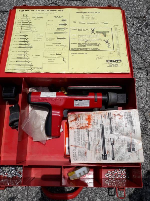 lot 858 image: Hilti Piston Drive Tool # DX 200