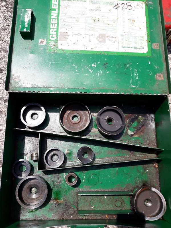 lot 866 image: Greenlee Knockout Punch Driver Model # 7310