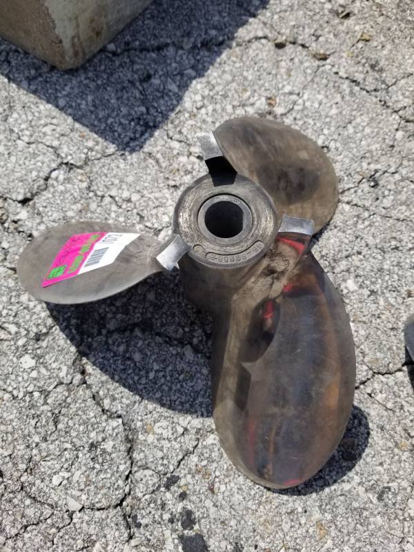 lot 1072 image: High Performance Boat Propeller